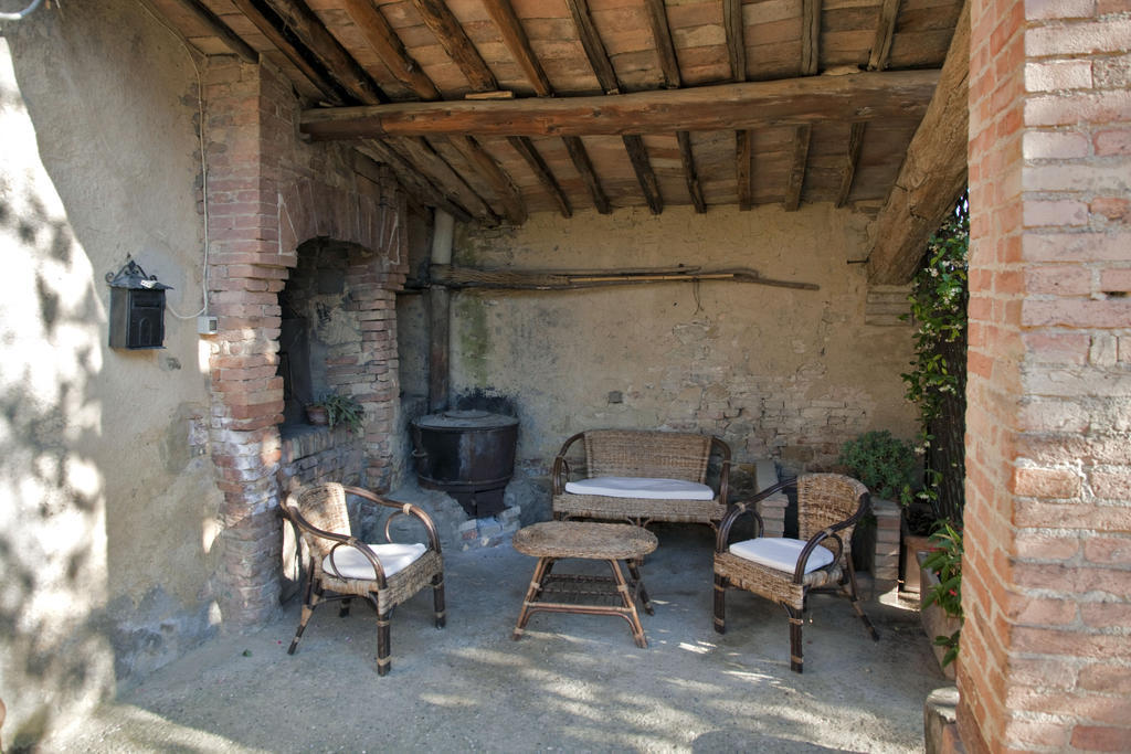 Agriturismo Podere Olivello In Val D'Orcia 蒙塔尔奇诺 外观 照片