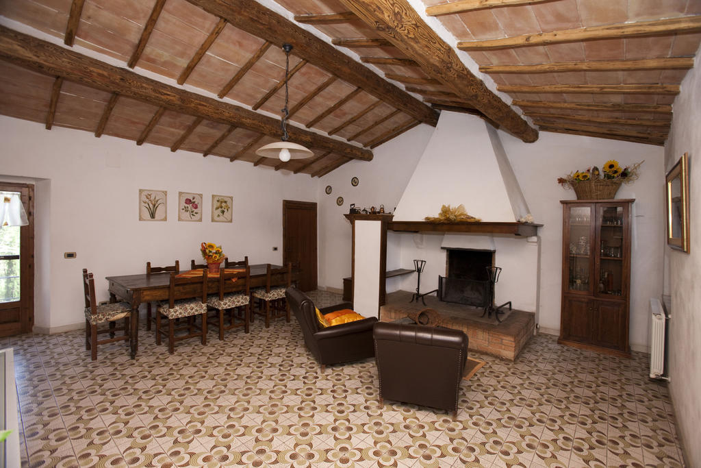 Agriturismo Podere Olivello In Val D'Orcia 蒙塔尔奇诺 外观 照片